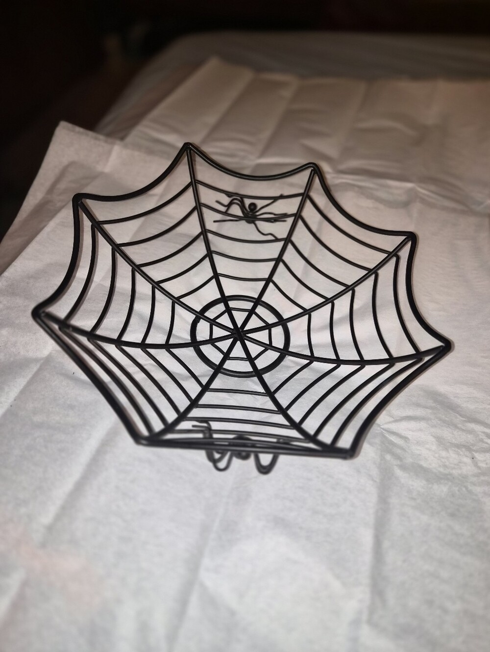 Black Spiderweb Metal Fruit Bowl